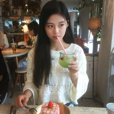 致敬白衣天使公益云演唱会海报