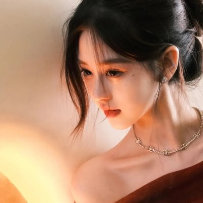 相逢何必曾相识海报
